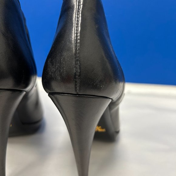 Prada - Picture 4 of 5